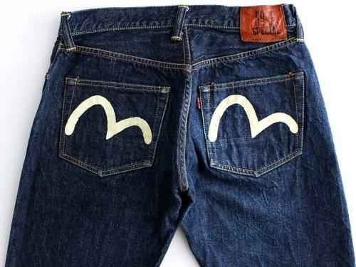 俺在商场撞见的那个法国潮牌 背后故事还挺带劲