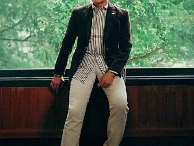 职场男士通勤穿搭指南：高级感、简洁发型与精致鞋履的秘诀