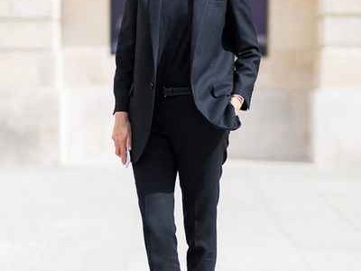 一身黑穿搭如何选鞋 这几种鞋款让你摆脱沉闷