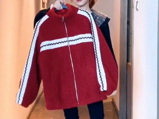 皮肤黑穿什么颜色好看穿搭秘诀大公开