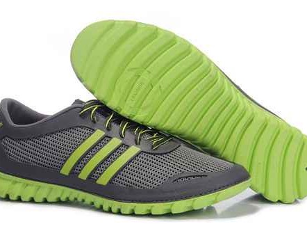 买鞋必看MD鞋底到底是啥材质揭秘它的优缺点