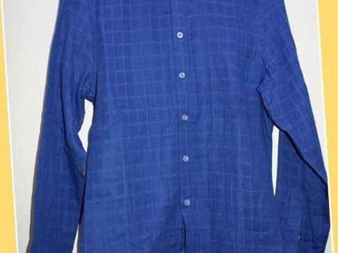 男士卡其色裤子穿搭指南 这些上衣搭配让你帅出新高度