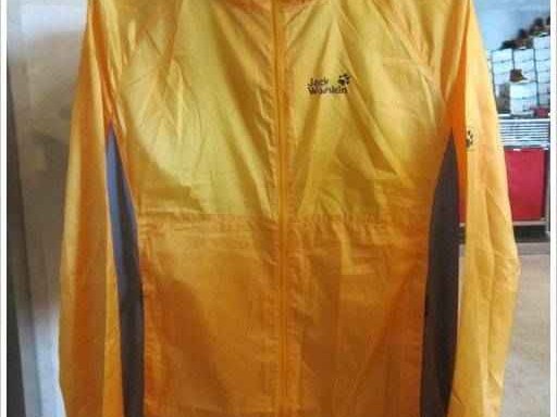 Columbia是啥牌子？从雨帽作坊到户外巨头的硬核逆袭