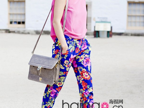 黄裤子穿搭指南这样搭配上衣让你眼前一亮