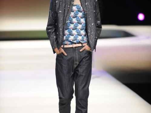 卡宾男装档次探秘 是轻奢国货还是设计师品牌里的尴尬角色